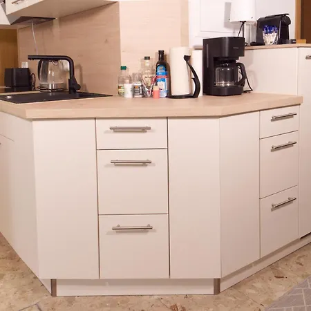Bohnapartments Elisa - Wohlfuehlapartment Mit 2 Gratis Parkplaetzen Und 3 Schlafzimmern - Wlan - Vollausstattung Erfurt Zewnętrze zdjęcie