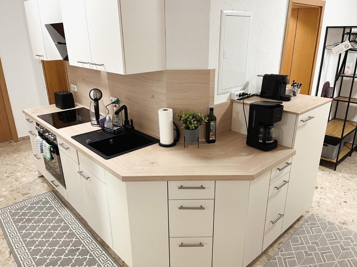 Apartment Bohnapartments Elisa: Cozy 3-bedroom With Free Parking