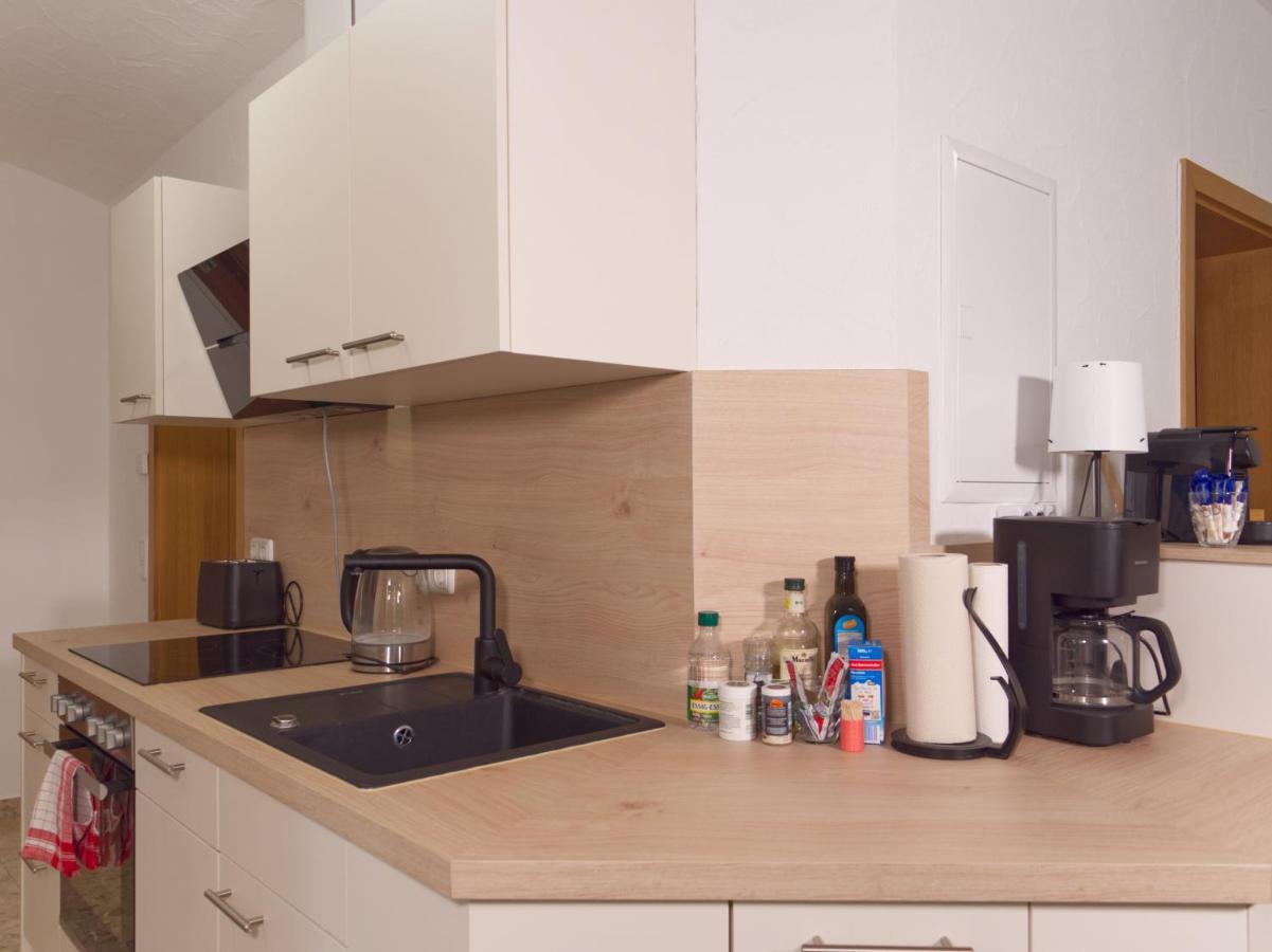 Bohnapartments Elisa: Cozy 3-bedroom With Free Parking Erfurt