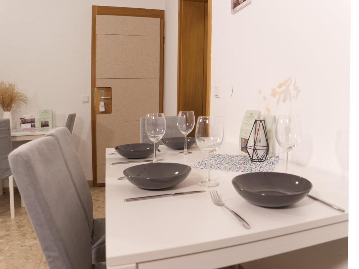 Bohnapartments Elisa: Cozy 3-bedroom With Free Parking Apartment Erfurt